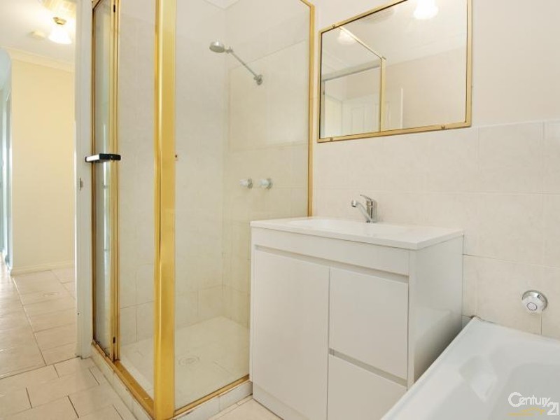 2/105 Henry Parry Drive, Gosford NSW 2250