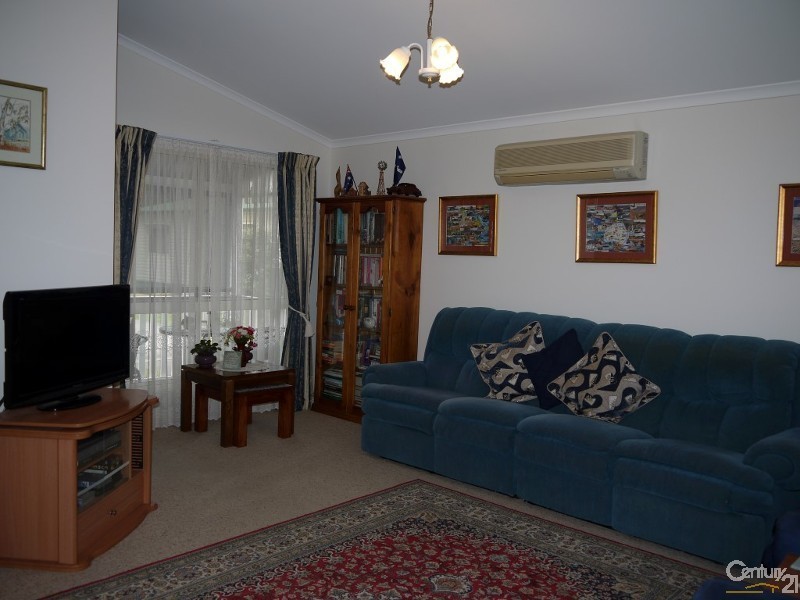 12 Duncan Sinclair Drive, Nautical Village, Kincumber NSW 2251