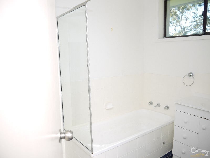 8 Pickham Close, Kincumber NSW 2251