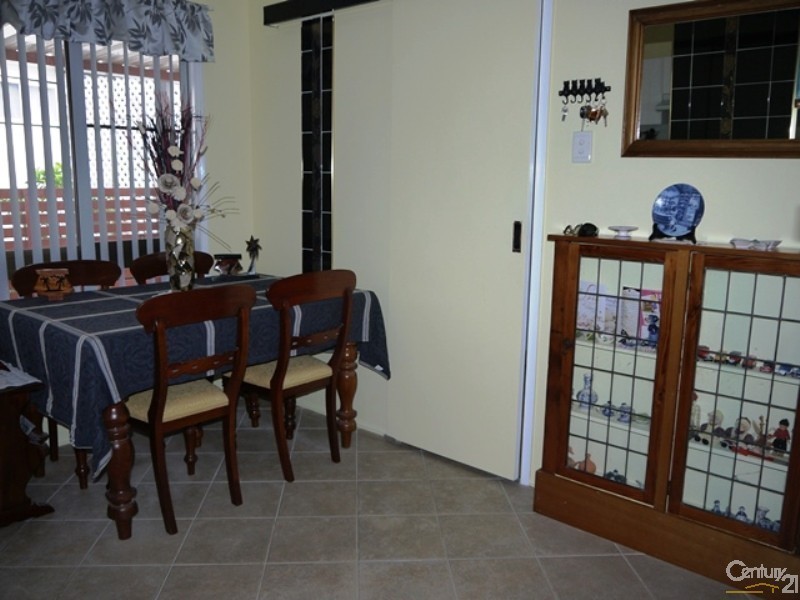 7 Third Avenue Broadlands Estate, Green Point NSW 2251