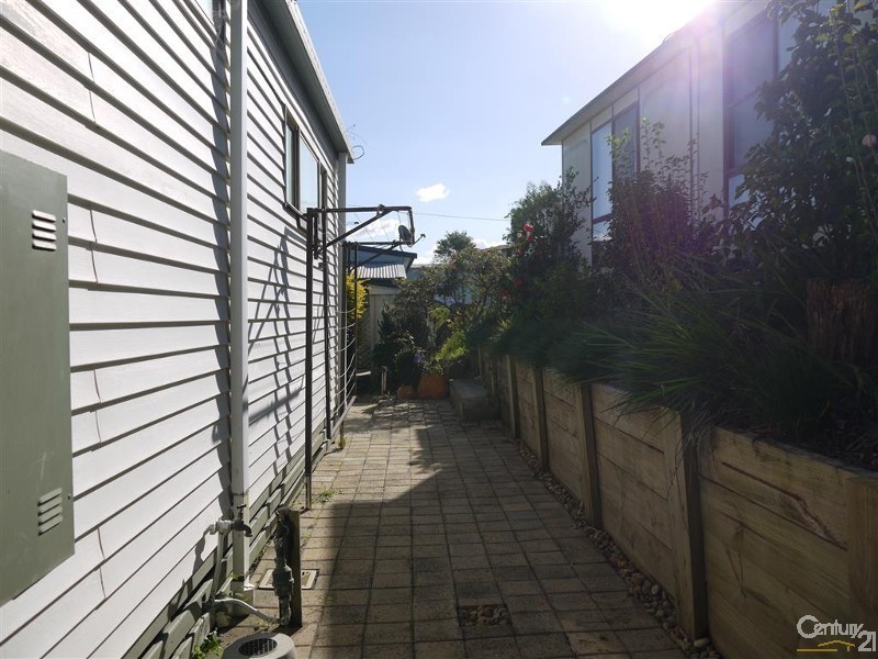 23 Prince Of Wales, 57 Empire Bay Dr, Kincumber NSW 2251
