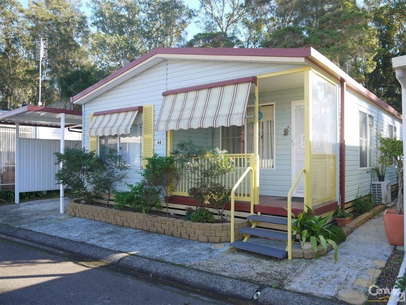 44 Second Ave, Broadlands Estate, Green Point NSW 2251