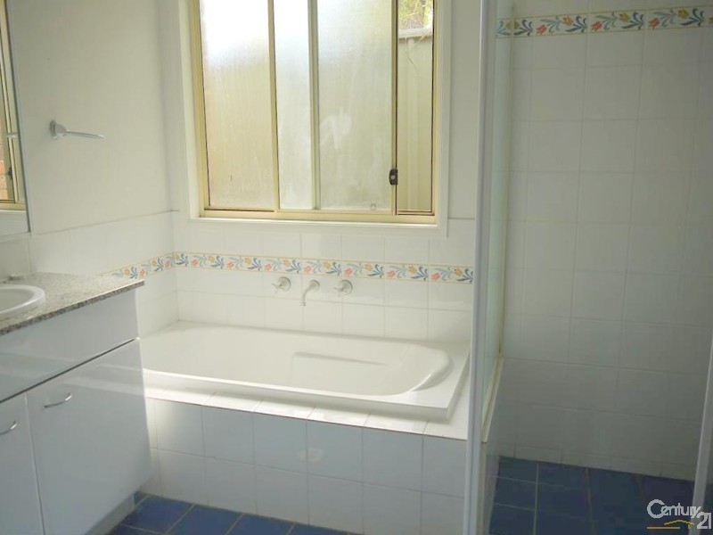 21B Avoca Drive, Kincumber NSW 2251