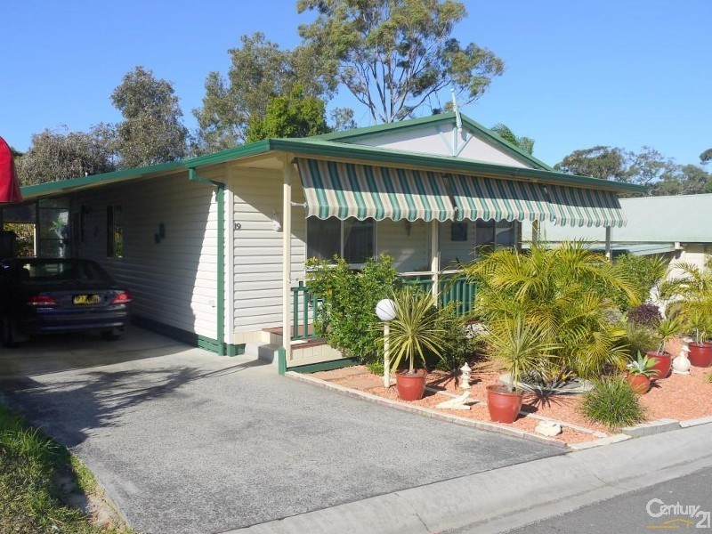 19 Arthur Phillip Drive, Nautical Village, Kincumber NSW 2251