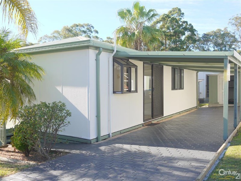210 George Worgan Place, 57 Empire Bay Drive, Kincumber NSW 2251