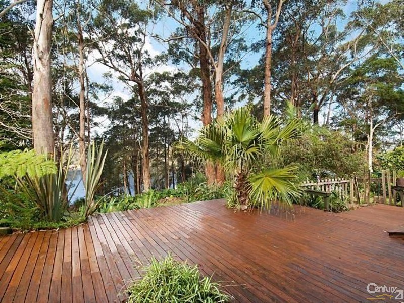 42 Lakeshore Drive, North Avoca NSW 2260