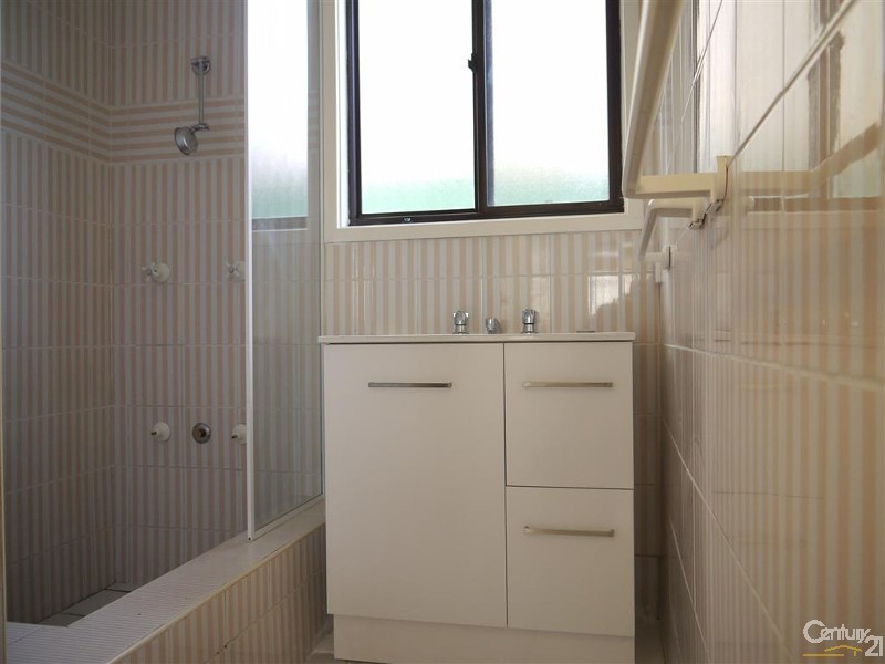 9 Kooreal Rd, Kincumber NSW 2251