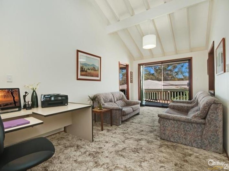 6 Pixie Avenue, Green Point NSW 2251