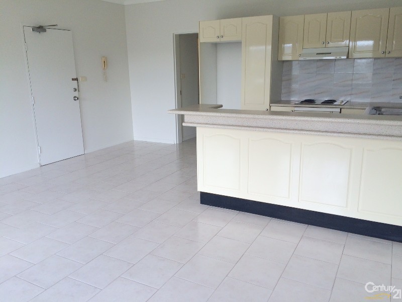 2/105 Henry Parry Drive, Gosford NSW 2250