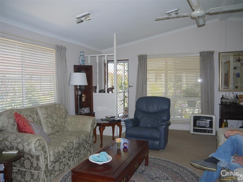 9 Watkins Tench Place, Nautical Village, Kincumber NSW 2251