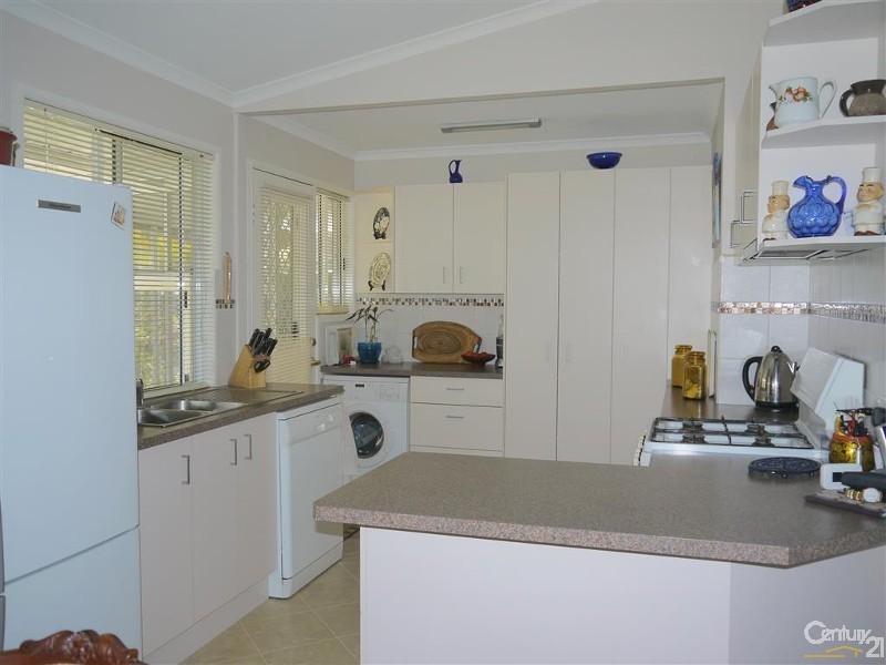 9 Watkins Tench Place, Nautical Village, Kincumber NSW 2251