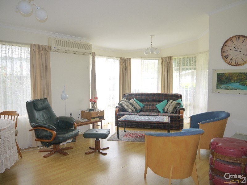 19 Watkin Place, Kincumber NSW 2251