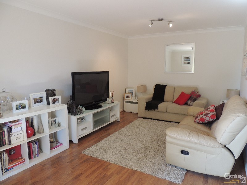 4/9-11 Junction Road, Terrigal NSW 2260