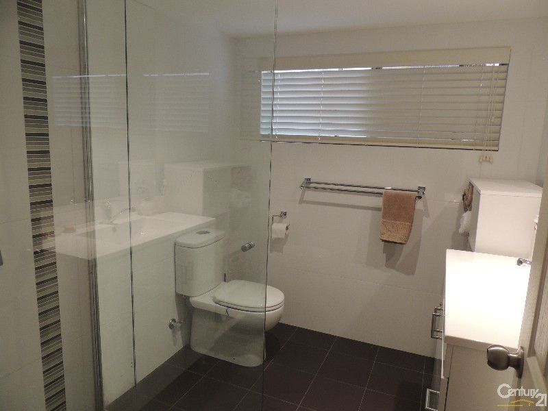 4/9-11 Junction Road, Terrigal NSW 2260