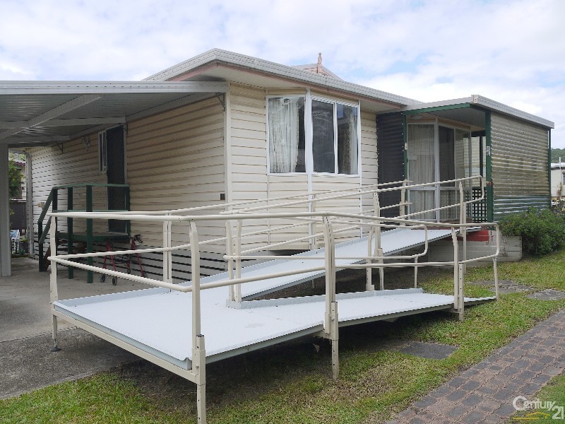 60/33  Karalta Rd, Erina NSW 2250