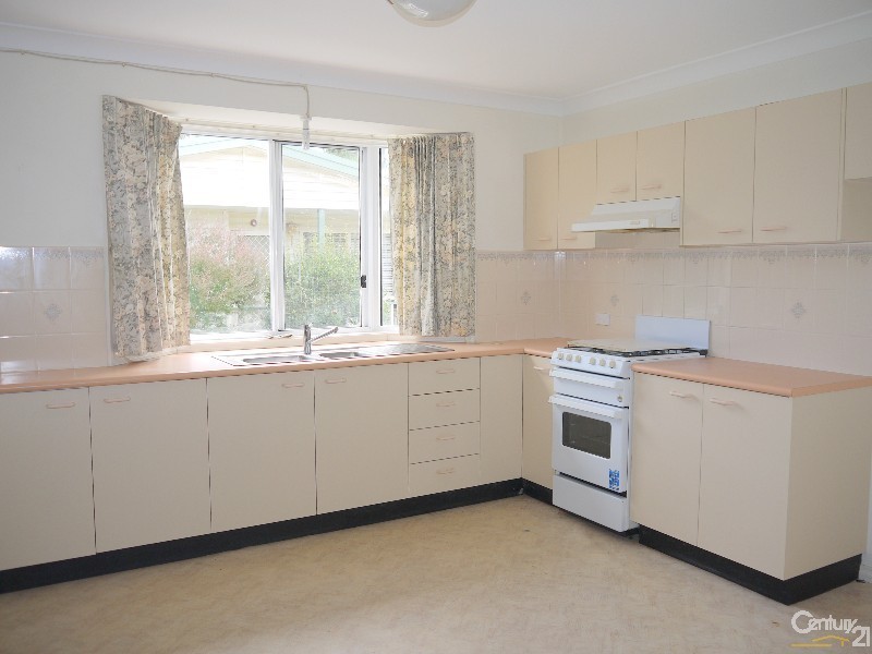 60/33  Karalta Rd, Erina NSW 2250