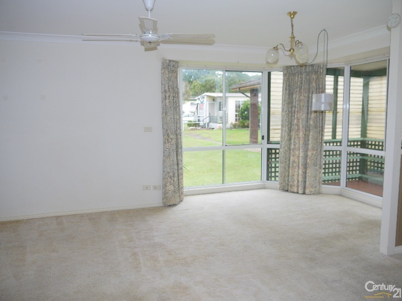 60/33  Karalta Rd, Erina NSW 2250