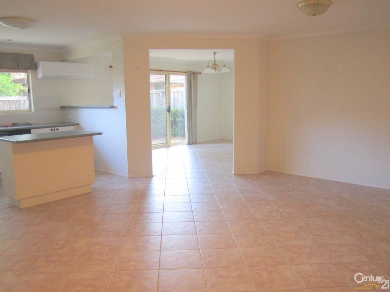 24 Davies Street, Kincumber NSW 2251