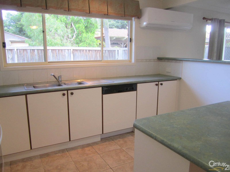 24 Davies Street, Kincumber NSW 2251