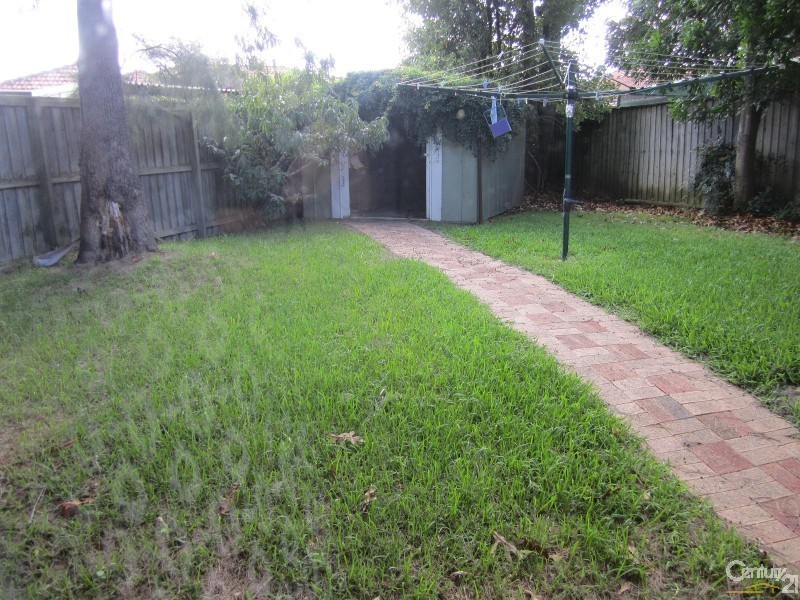 24 Davies Street, Kincumber NSW 2251