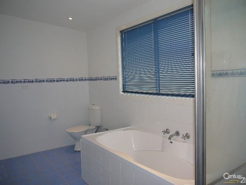 3 Nerissa Road, Erina NSW 2250