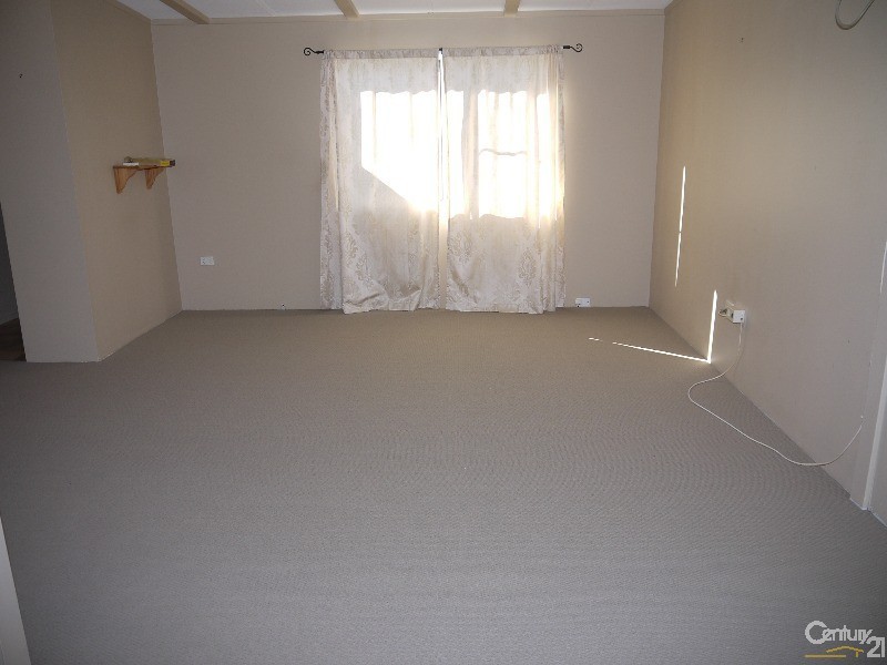 12 Third Ave Broadlands Estate, Green Point NSW 2251