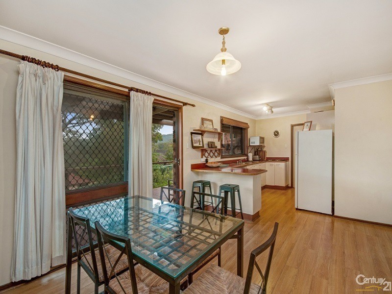 10 Mathew Street, Kincumber NSW 2251