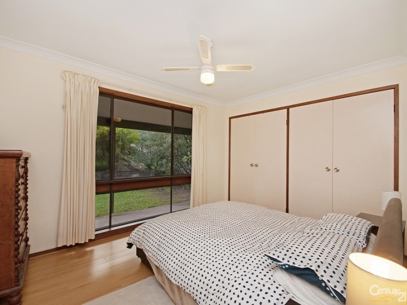 10 Mathew Street, Kincumber NSW 2251