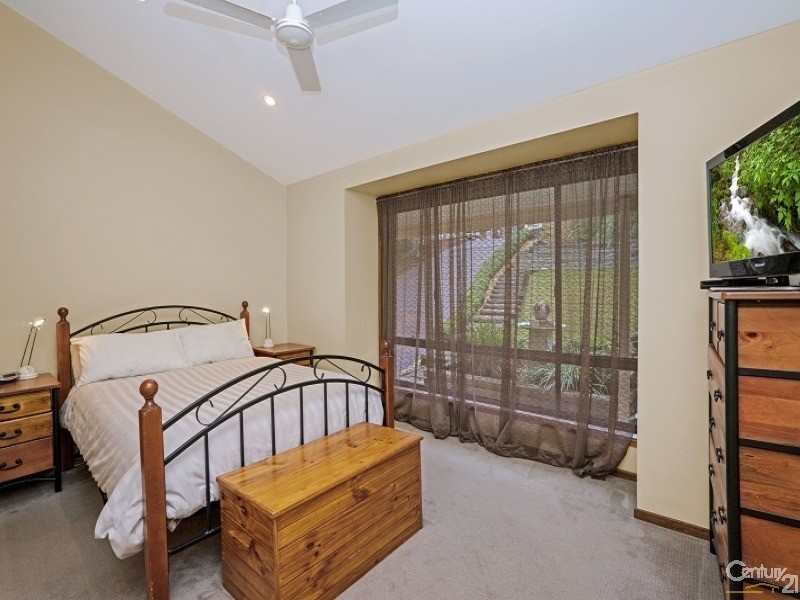 4 Cameron Crescent, Kincumber NSW 2251