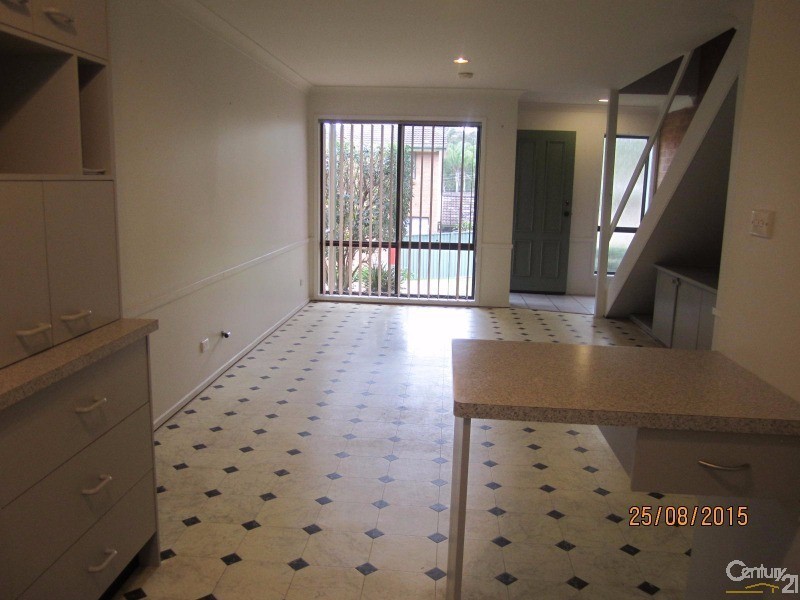 32/65 Davies Street, Kincumber NSW 2251