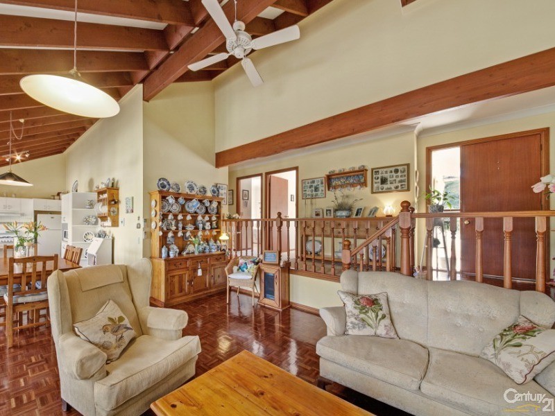 89 Scaysbrook Drive, Kincumber NSW 2251