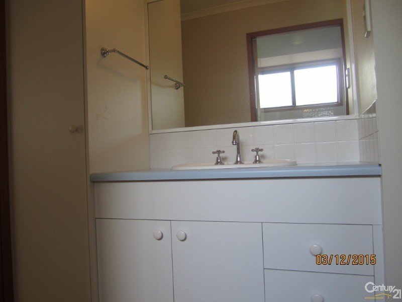 15 Waldron Road, Kincumber NSW 2251