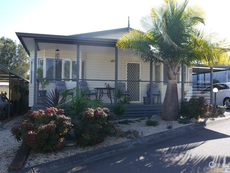 2 John Shortland Place, Kincumber NSW 2251