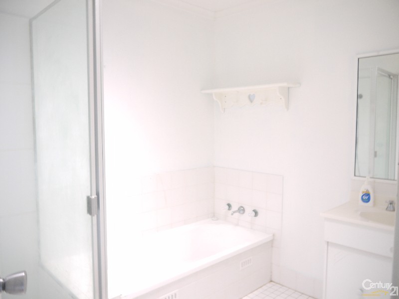 21/166 Avoca Drive, Kincumber NSW 2251