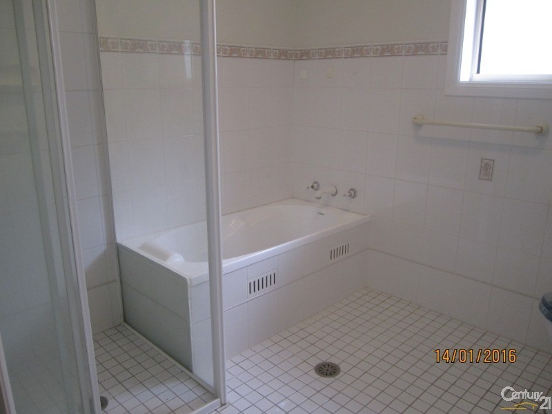 2/2  Island View Drive Kincumber, Kincumber NSW 2251