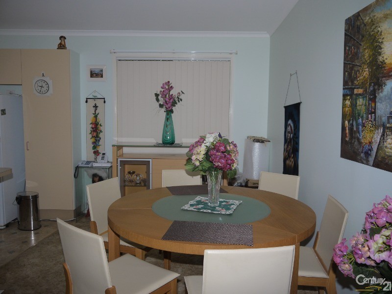 36 Second Ave, Broadlands Estate, Green Point NSW 2251