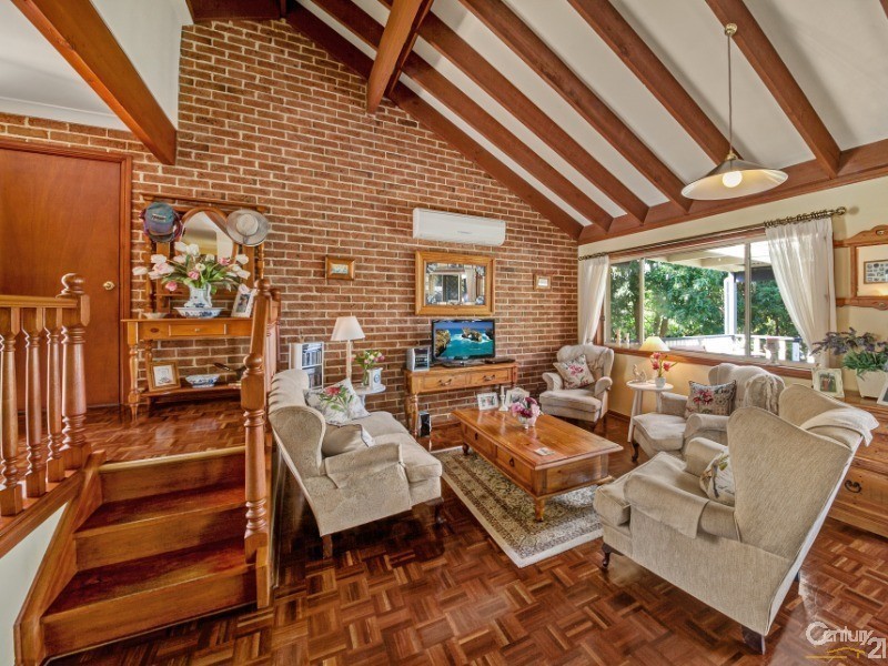 89 Scaysbrook Drive, Kincumber NSW 2251