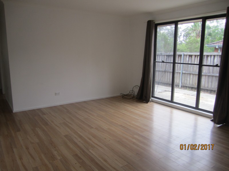 7  Melissa St, Green Point NSW 2251