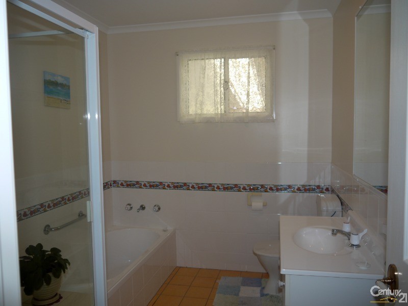 1 George Johnson Place, Kincumber Nautical Village, Kincumber NSW 2251