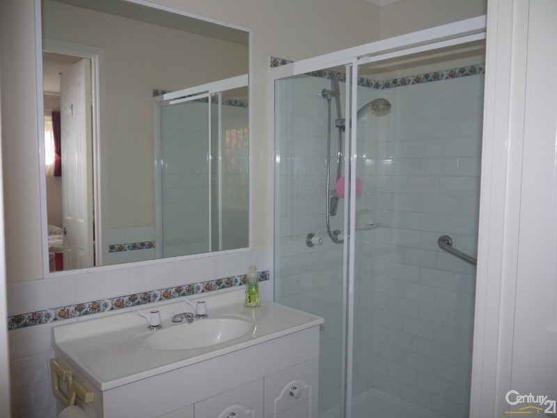 1 George Johnson Place, Kincumber Nautical Village, Kincumber NSW 2251