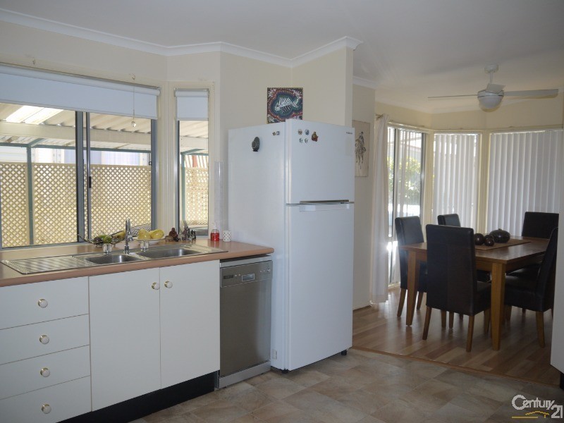 6  Watkin Tench Place, Kincumber NSW 2251