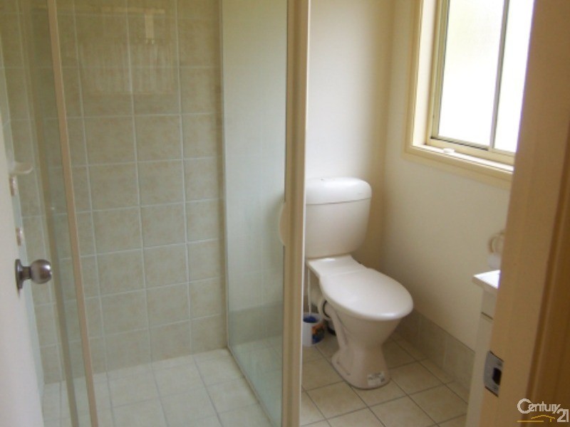 5a Algona Ave (Rear Flat), Kincumber NSW 2251