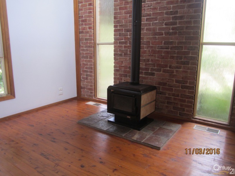 7 Klara Cl, Kincumber NSW 2251