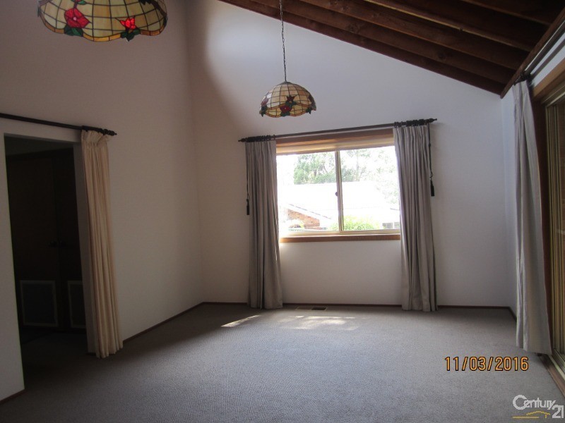 7 Klara Cl, Kincumber NSW 2251