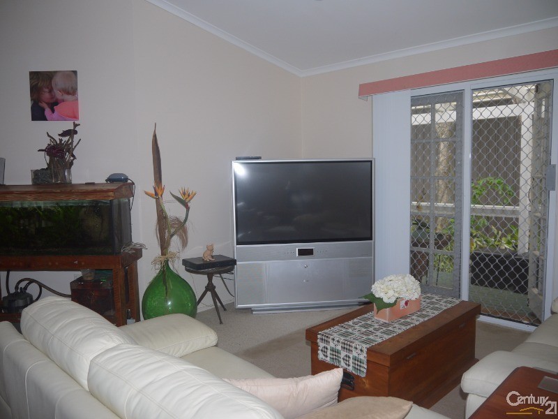 33 Arthur Phillip Drive, Kincumber NSW 2251