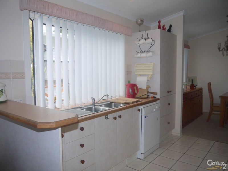 33 Arthur Phillip Drive, Kincumber NSW 2251