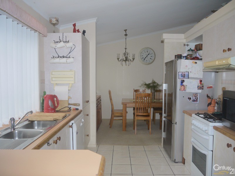 33 Arthur Phillip Drive, Kincumber NSW 2251