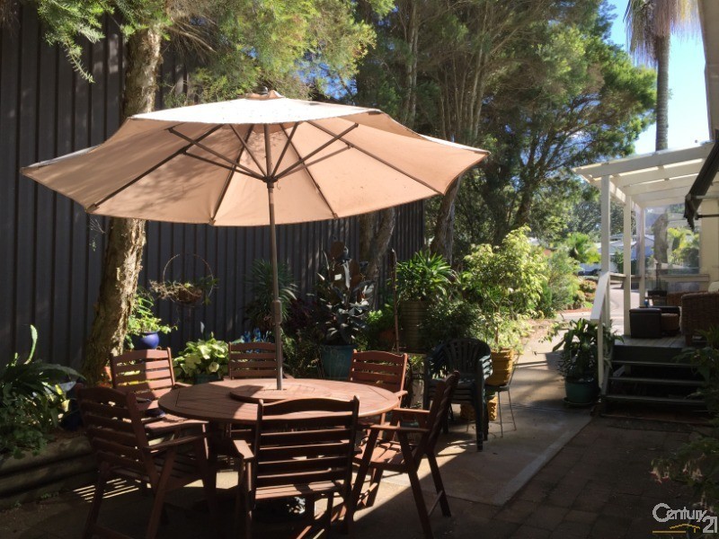 33 Arthur Phillip Drive, Kincumber NSW 2251