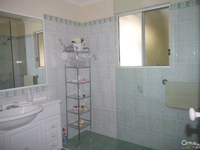 2 James Campbell Place, Kincumber NSW 2251