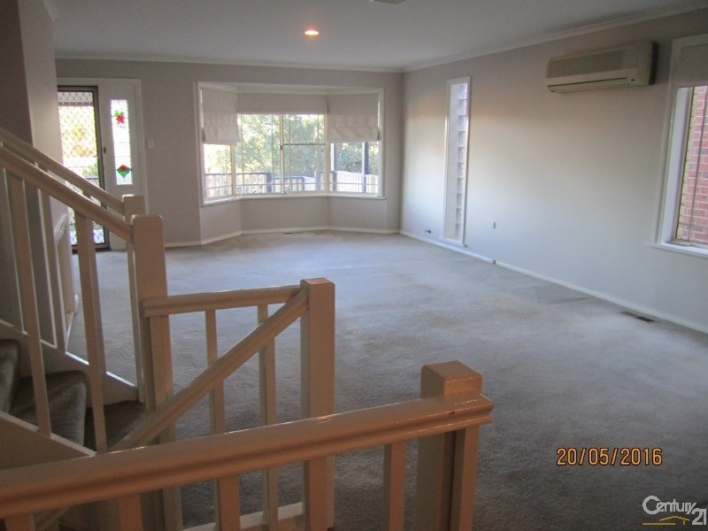 1/48 Kookaburra Street, Kincumber NSW 2251